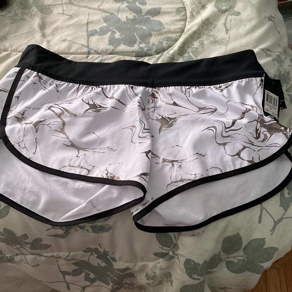 NWT Hurley XL Swim Shorts